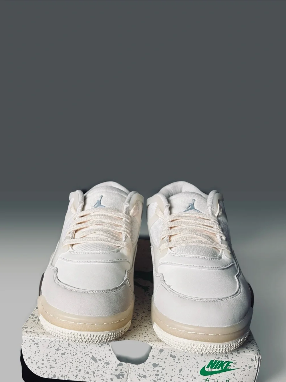 Air Jordan 4 RM 